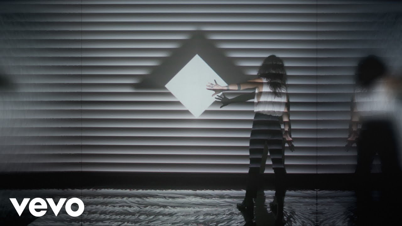 Sharon Van Etten Come Back Chords